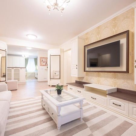 Dragos Flat Leilighet Oradea Eksteriør bilde